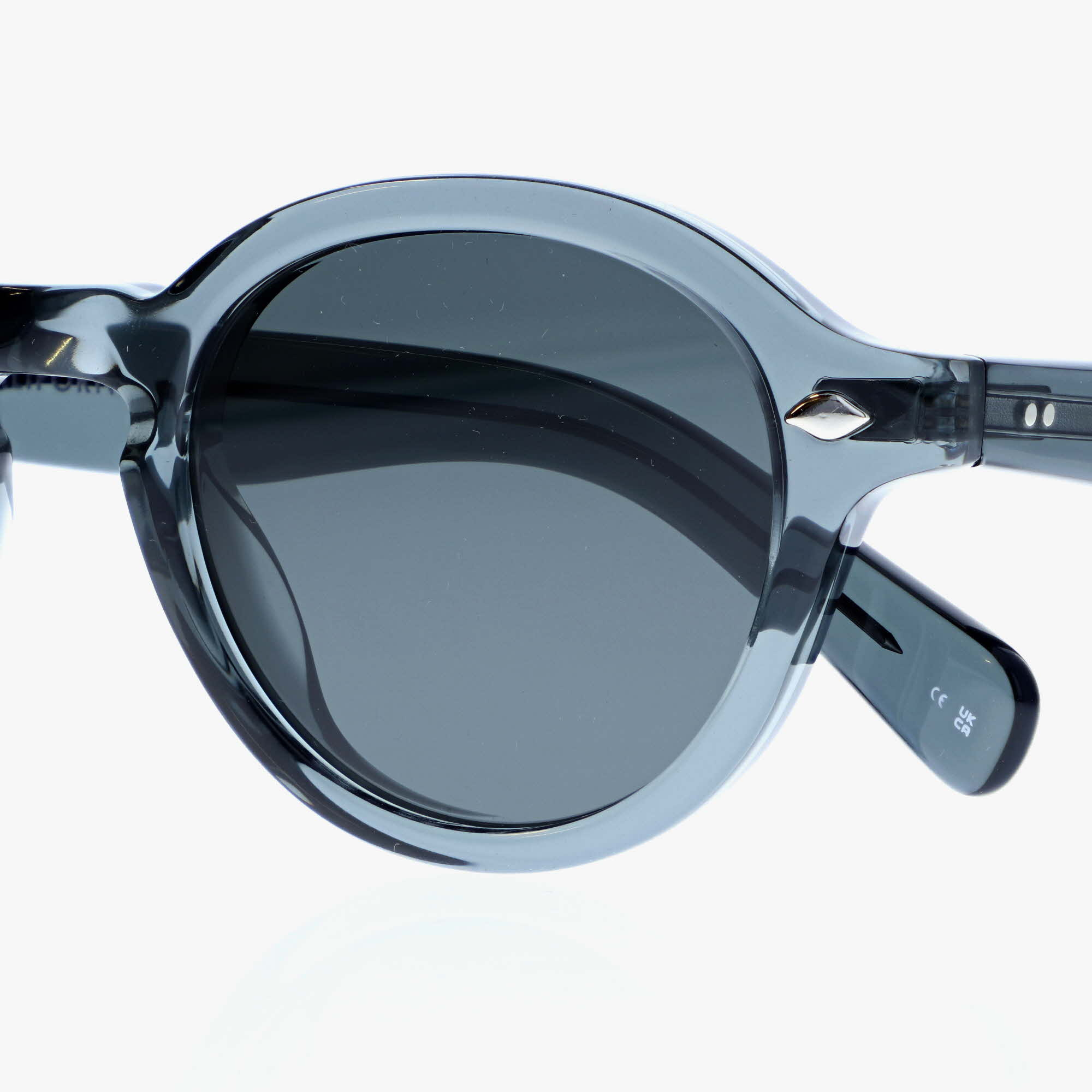 GARRETT LEIGHT / FLIPPER SUN / SEA GREY